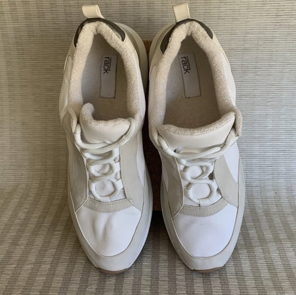 Nordstrom Women's White and Cream Sneakers - Picture 5 of 8